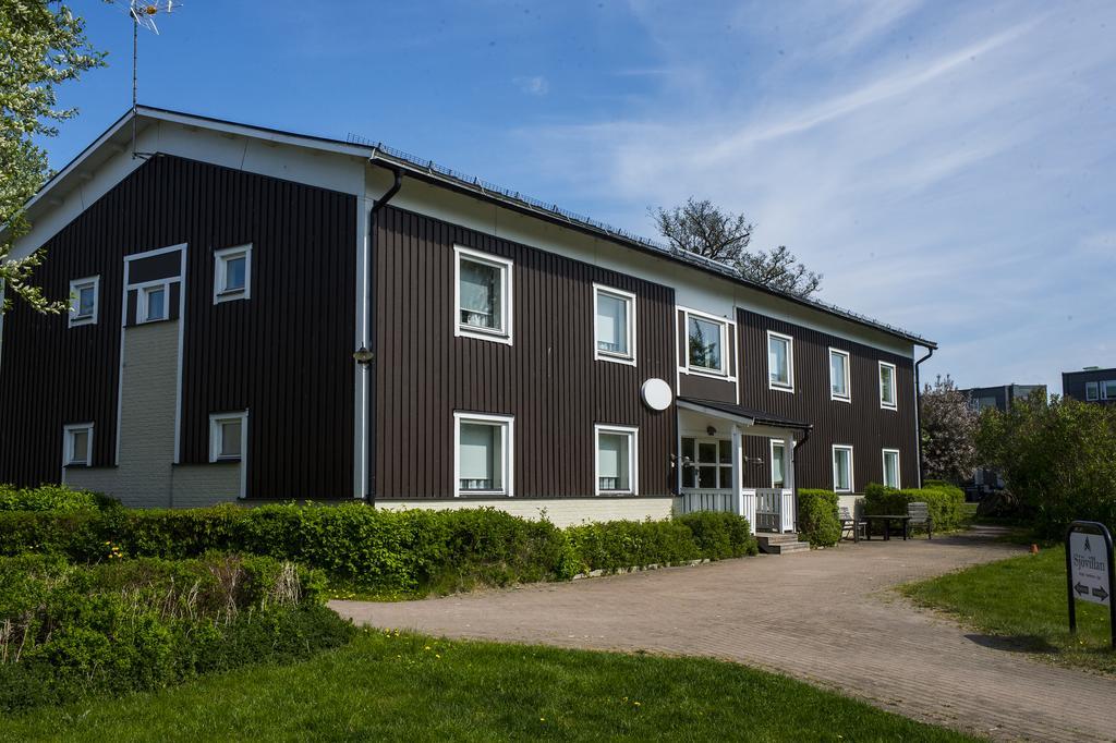 Hotell Sjoevillan Upplands-Väsby Esterno foto
