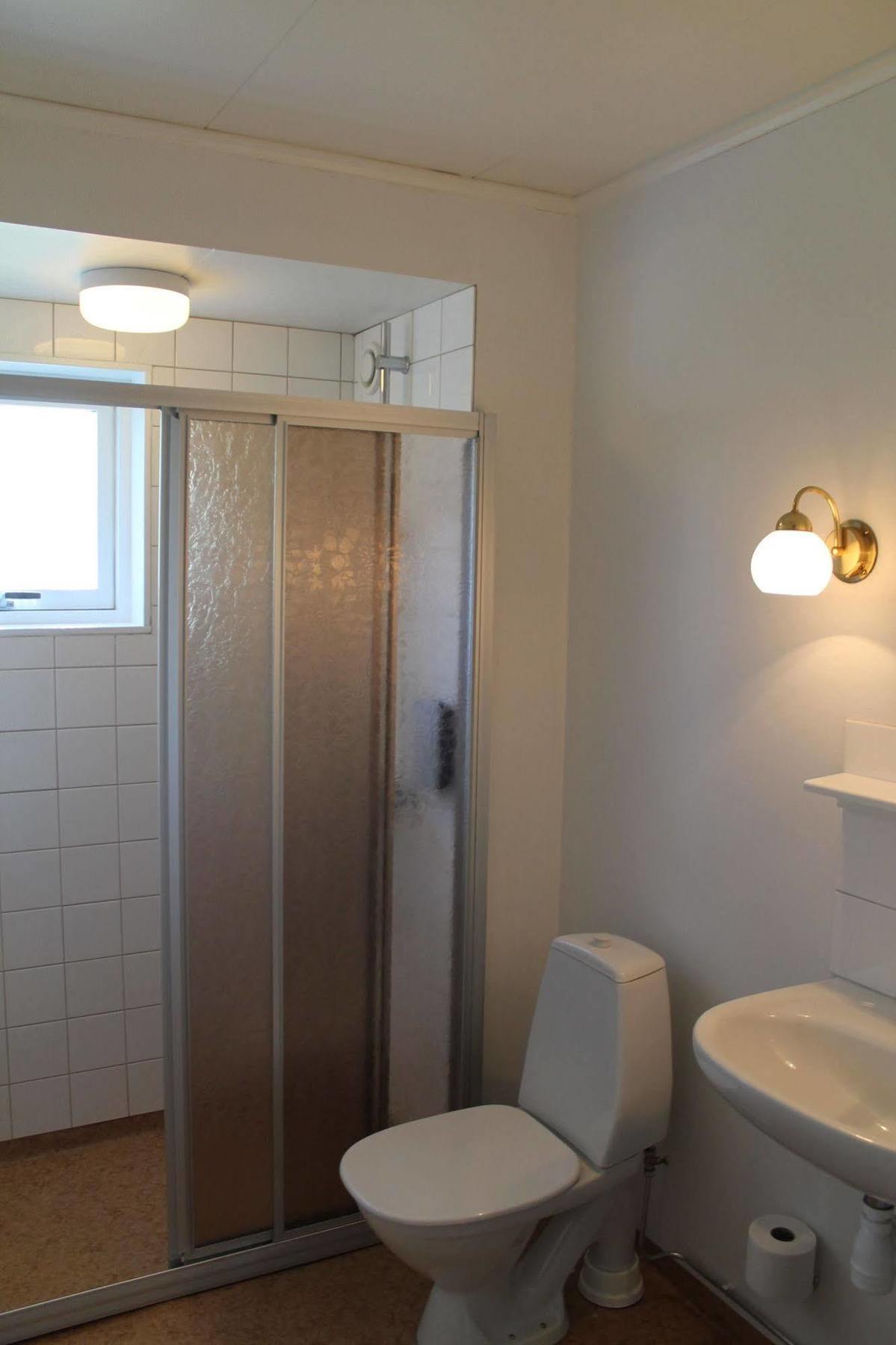 Hotell Sjoevillan Upplands-Väsby Esterno foto